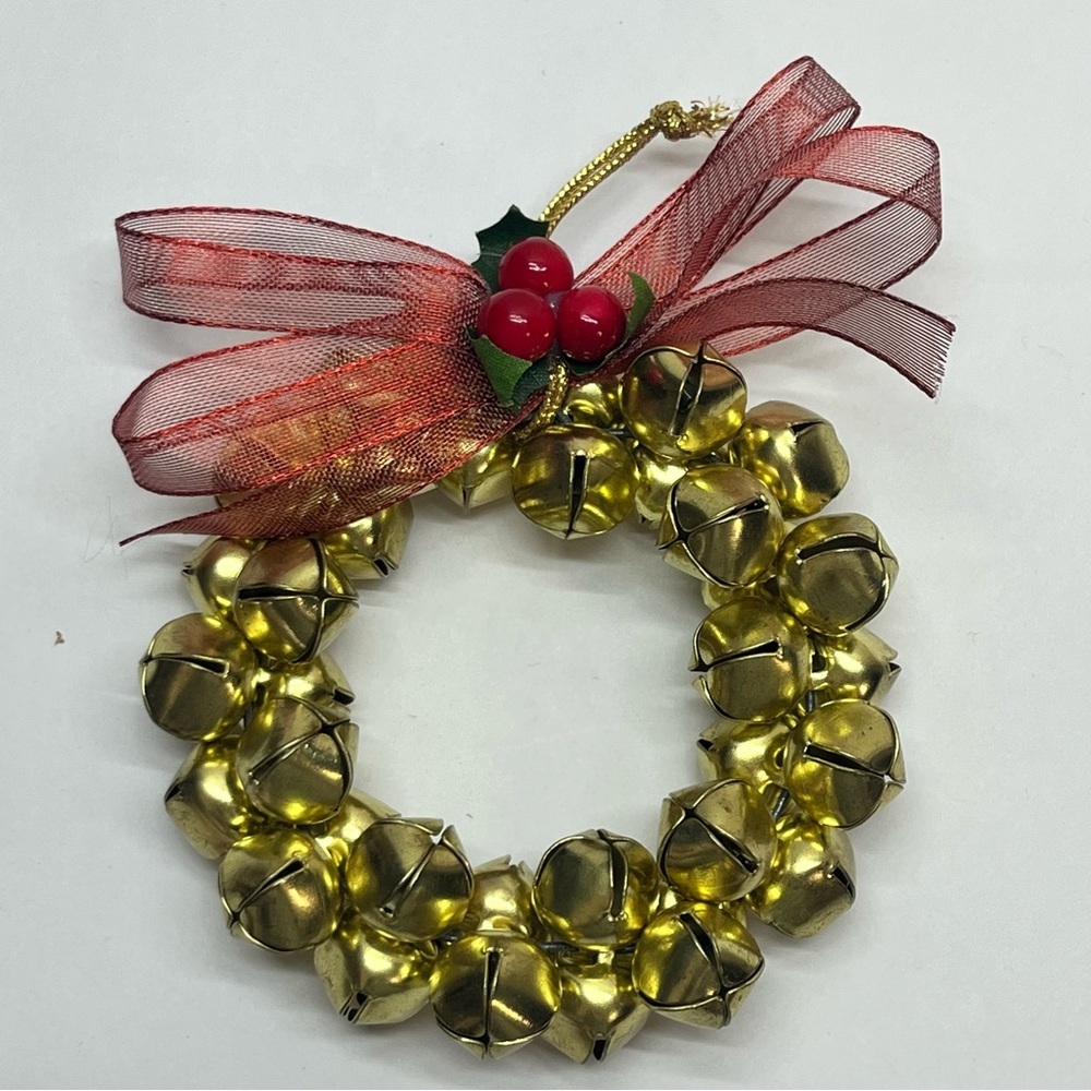 vintage christmas ornament bell wreath gold‎ tone holly 4 inch